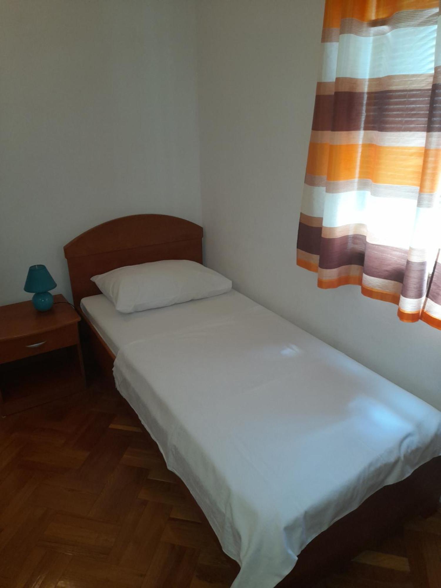 Nives B. Apartment Supetar Exterior photo
